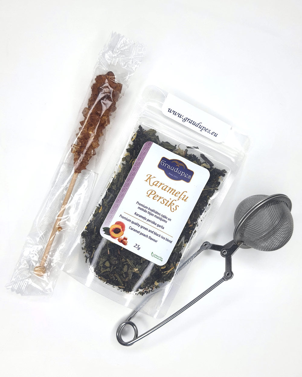 The "Tea Gift Set Moment" offers a 25g tea blend, a tea mesh strainer, and a sugar crystal stick Separately | Graudupes