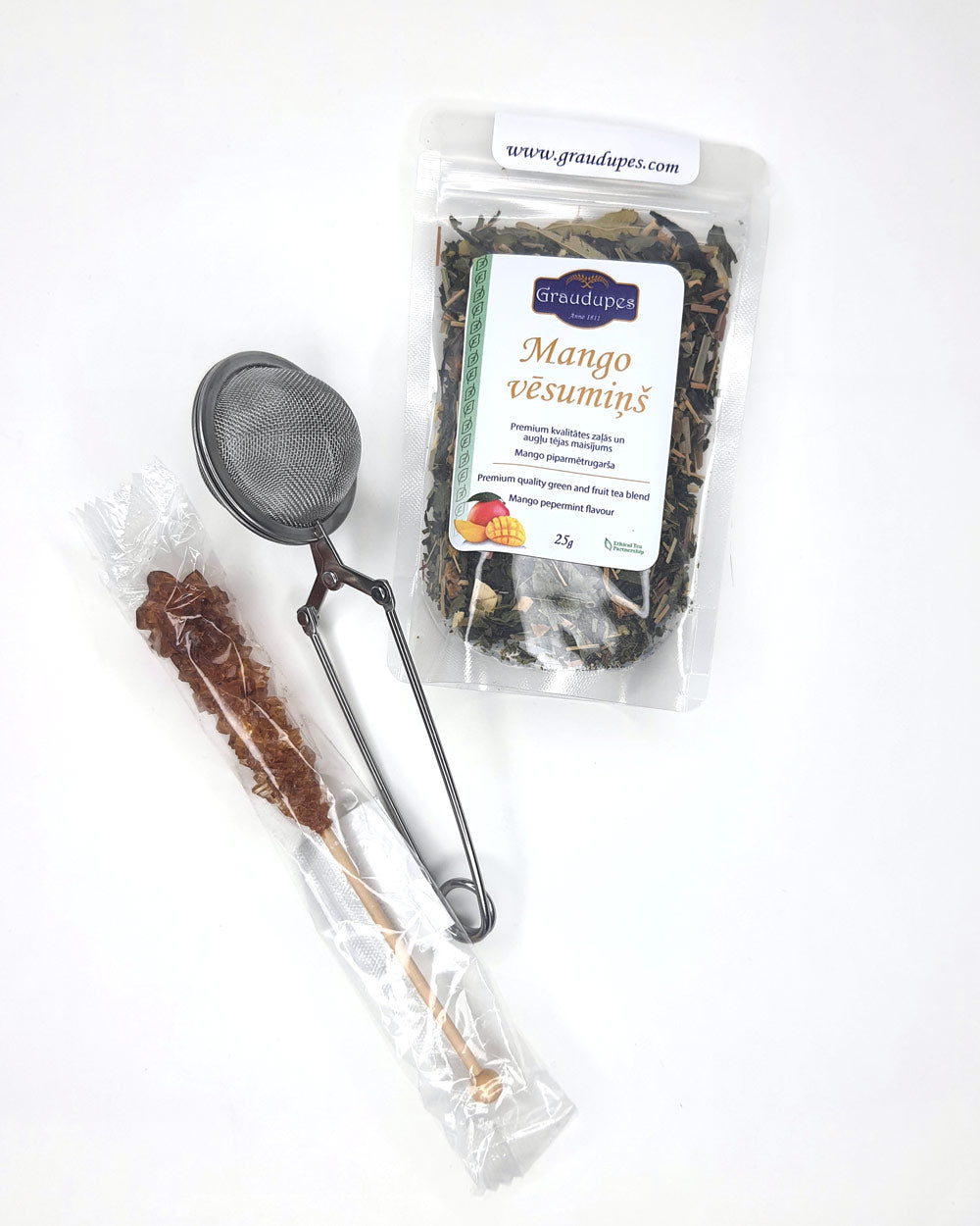The "Tea Gift Set Moment" offers a 25g tea blend, a tea mesh strainer, and a sugar crystal stick